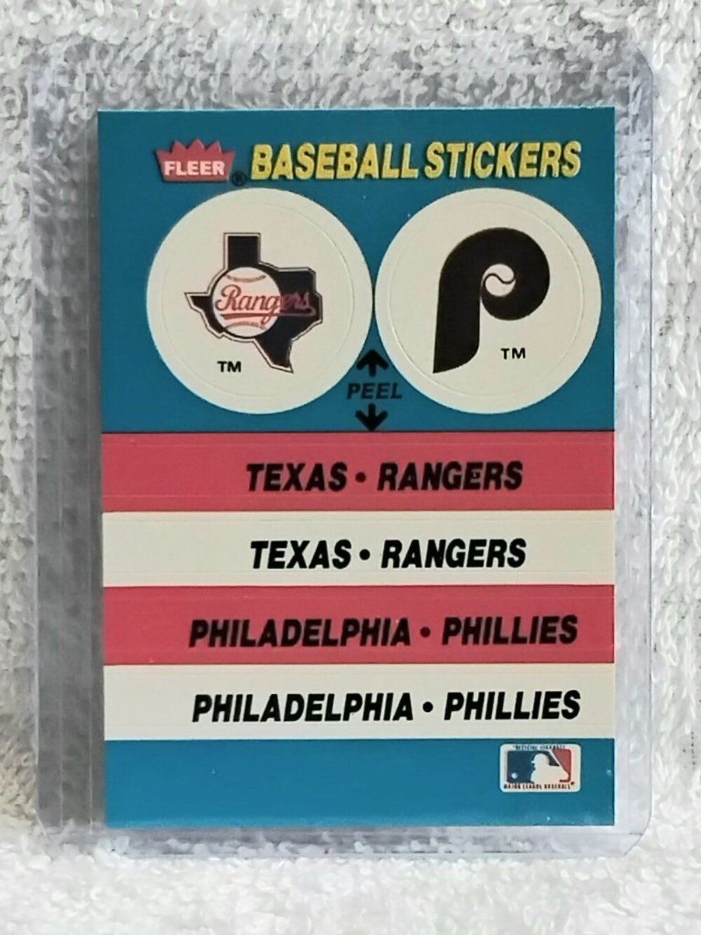 3/$15 Mint 1987 Fleer Update Montreal Expos MLB Team Logo Sticker Card!! - Picture 2 of 2